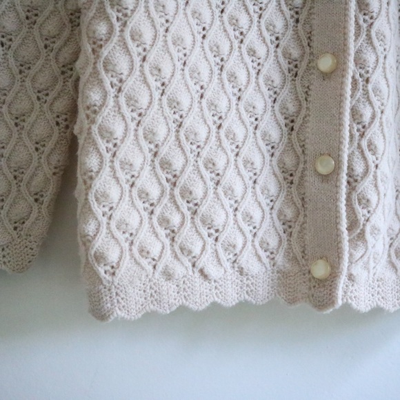 Vintage British Vogue Inc. Wintuk Cream Bubble Knit Cardigan - Picture 5 of 6